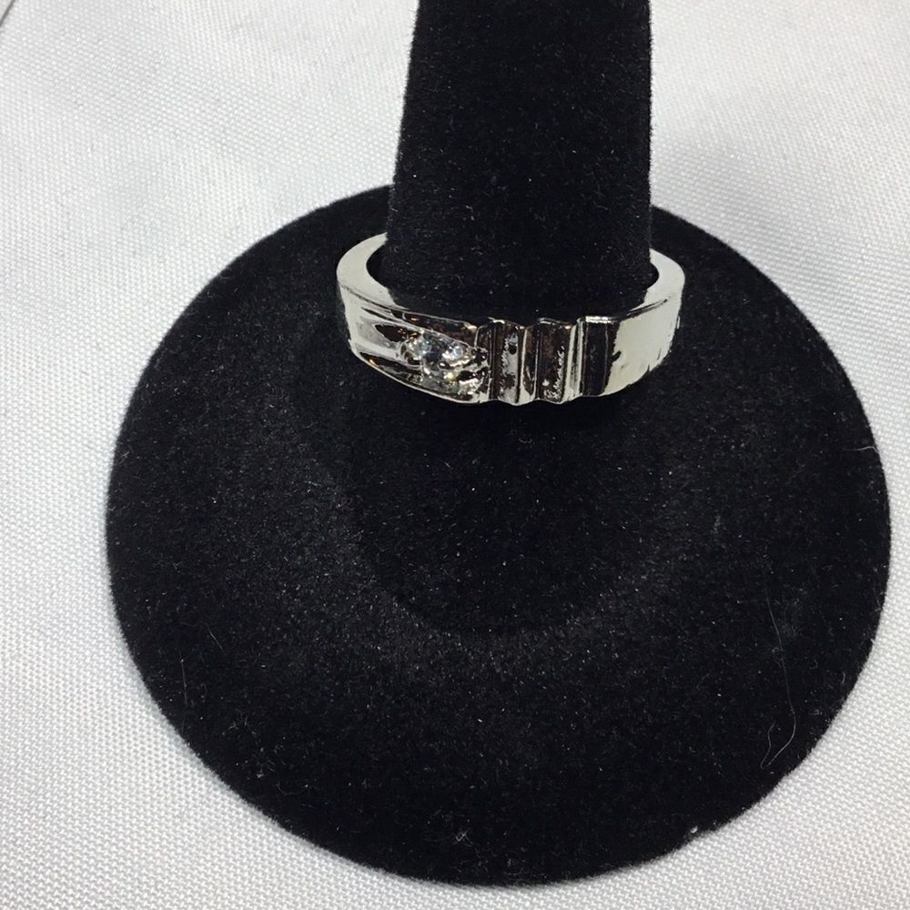 Unique Ridges Wedding Band (UC3)
